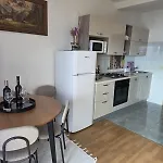 Apartment Marija Mimice