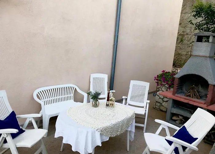Marija Apartman Mimice
